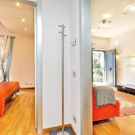 Largo Dell'artide Apartment